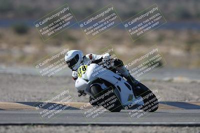 media/Oct-05-2025-CVMA (Sun) [[beeef4f201]]/Race 3-Amateur Supersport Middleweight/